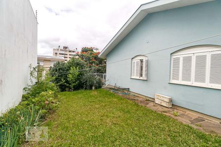 Casa à venda com 345m², 5 quartos e 6 vagas Casa à venda com 345m², 5 quartos e 6 vagasÁrea Externa