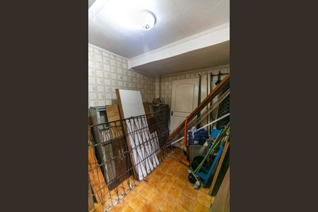 Casa à venda com 345m², 5 quartos e 6 vagas Casa à venda com 345m², 5 quartos e 6 vagasGaragem