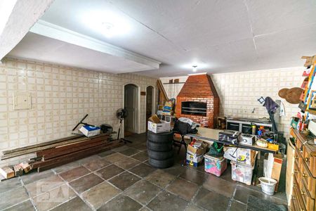 Casa à venda com 345m², 5 quartos e 6 vagas Casa à venda com 345m², 5 quartos e 6 vagasGaragem