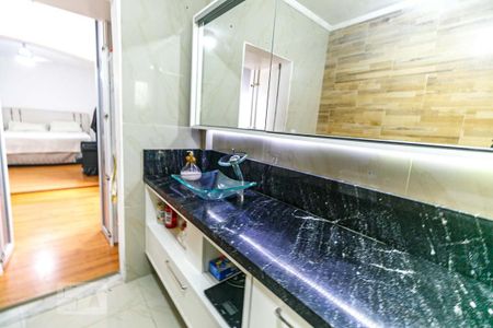 Casa à venda com 345m², 5 quartos e 6 vagas Casa à venda com 345m², 5 quartos e 6 vagasBanheiro