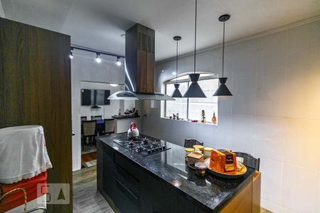 Casa à venda com 345m², 5 quartos e 6 vagas Casa à venda com 345m², 5 quartos e 6 vagasCozinha
