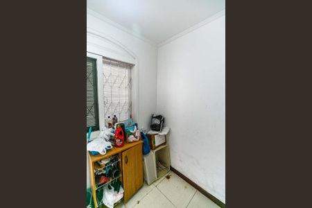 Casa à venda com 345m², 5 quartos e 6 vagas Casa à venda com 345m², 5 quartos e 6 vagasLavanderia