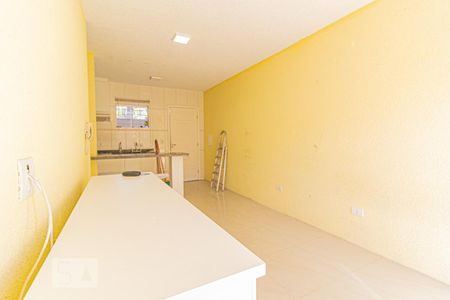 Sala de apartamento para alugar com 1 quarto, 55m² em Rebouças, Curitiba