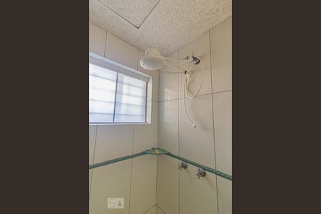 Banheiro de apartamento para alugar com 1 quarto, 55m² em Rebouças, Curitiba