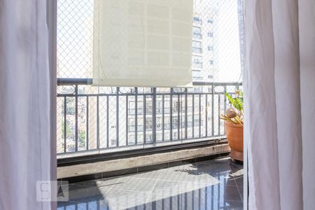 Sacada de apartamento para alugar com 3 quartos, 144m² em Vila Ipojuca, São Paulo