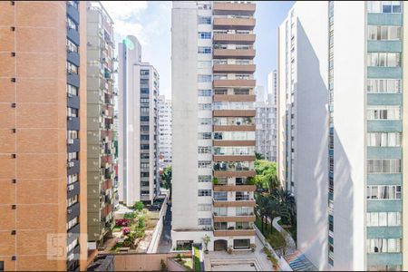 Studio para alugar com 28m², 1 quarto e 1 vaga Studio para alugar com 28m², 1 quarto e 1 vagaVista