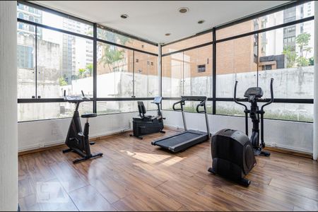 Studio para alugar com 28m², 1 quarto e 1 vaga Studio para alugar com 28m², 1 quarto e 1 vagaAcademia