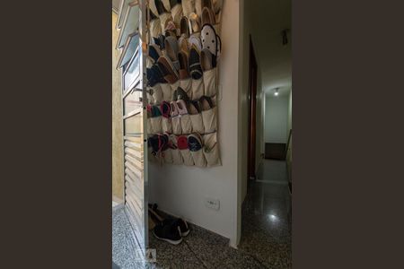 Casa à venda com 180m², 5 quartos e 2 vagasCORREDOR