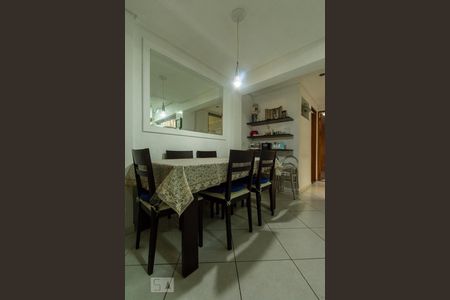 Casa à venda com 180m², 5 quartos e 2 vagasCOZINHA