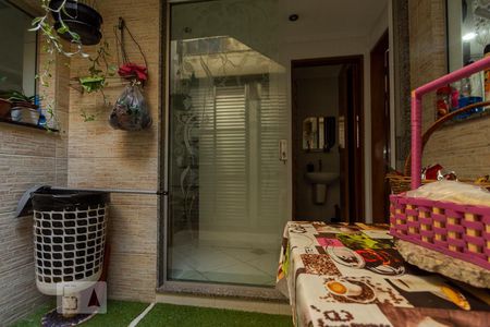 Casa à venda com 180m², 5 quartos e 2 vagasAREA EXTERNA