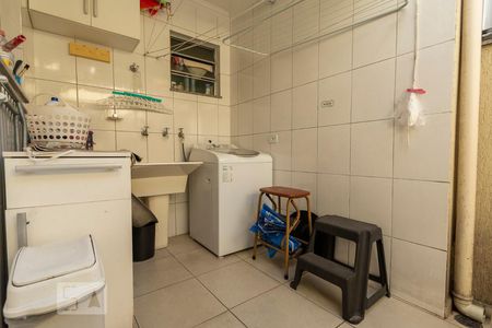 Casa à venda com 180m², 5 quartos e 2 vagasAREA DE SERVIÇO