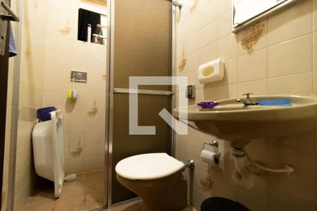 Casa à venda com 250m², 4 quartos e 2 vagasBanheiro