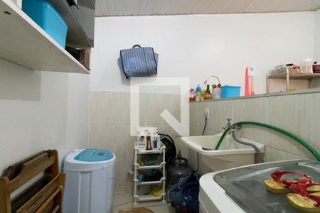 Casa à venda com 250m², 4 quartos e 2 vagasLavanderia