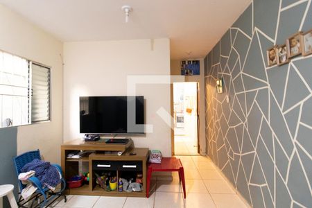 Casa à venda com 250m², 4 quartos e 2 vagasSala - Casa 2