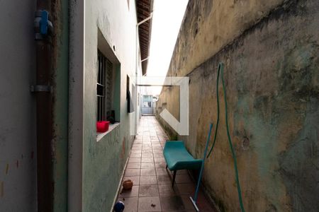 Casa à venda com 250m², 4 quartos e 2 vagasCorredor Lateral