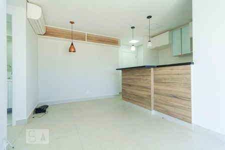 Sala de apartamento para alugar com 2 quartos, 66m² em Mirandópolis, São Paulo