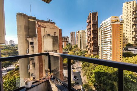 Apartamento à venda com 141m², 3 quartos e 3 vagas Apartamento à venda com 141m², 3 quartos e 3 vagasSacada da Suíte