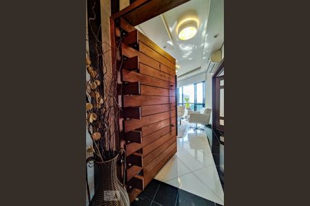 Apartamento à venda com 141m², 3 quartos e 3 vagas Apartamento à venda com 141m², 3 quartos e 3 vagasHall de Entrada