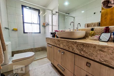Apartamento à venda com 141m², 3 quartos e 3 vagas Apartamento à venda com 141m², 3 quartos e 3 vagasBanheiro da Suíte