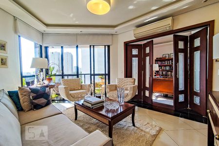 Apartamento à venda com 141m², 3 quartos e 3 vagas Apartamento à venda com 141m², 3 quartos e 3 vagasSala