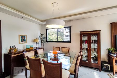 Apartamento à venda com 141m², 3 quartos e 3 vagas Apartamento à venda com 141m², 3 quartos e 3 vagasSala