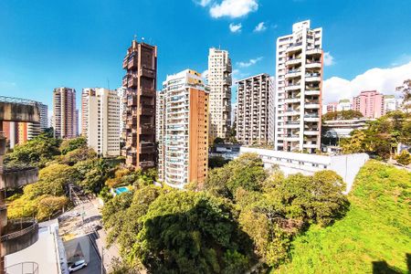 Apartamento à venda com 141m², 3 quartos e 3 vagas Apartamento à venda com 141m², 3 quartos e 3 vagasVista da Sacada da Suíte