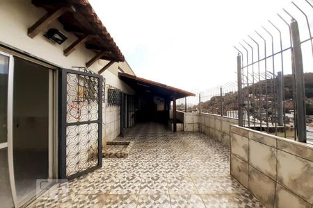 Apartamento à venda com 130m², 4 quartos e 2 vagasCobertura