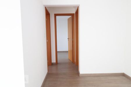 Corredor de apartamento para alugar com 2 quartos, 61m² em Vila Nossa Senhora das Vitorias, Mauá