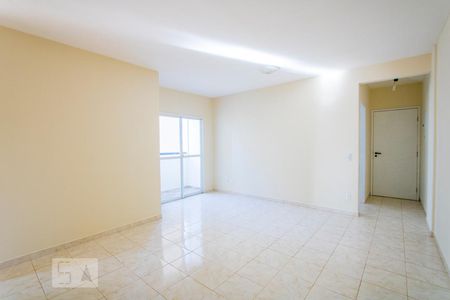 Sala de apartamento à venda com 3 quartos, 90m² em Vila Pinheirinho, Santo André