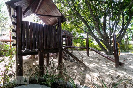 Apartamento à venda com 98m², 3 quartos e 1 vaga Apartamento à venda com 98m², 3 quartos e 1 vagaÁrea comum - Playground