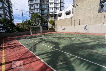 Apartamento à venda com 98m², 3 quartos e 1 vaga Apartamento à venda com 98m², 3 quartos e 1 vagaÁrea comum - Quadra esportiva