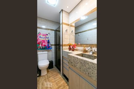 Apartamento à venda com 98m², 3 quartos e 1 vaga Apartamento à venda com 98m², 3 quartos e 1 vagaBanheiro