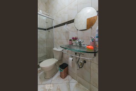 Casa à venda com 75m², 2 quartos e 1 vagaBanheiro Social