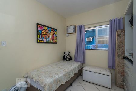 Quarto 1 de casa à venda com 2 quartos, 75m² em Penha Circular, Rio de Janeiro