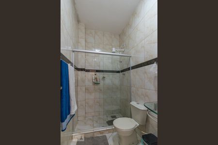 Casa à venda com 75m², 2 quartos e 1 vagaBanheiro Social - Box de vidro