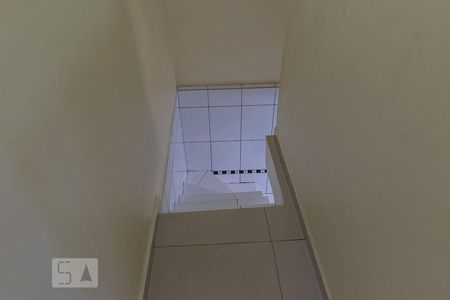 Casa à venda com 75m², 2 quartos e 1 vagaCorredor do 2º andar - Escada