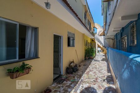 Casa à venda com 75m², 2 quartos e 1 vagaÁrea comum de acesso da vila