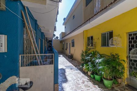 Casa à venda com 75m², 2 quartos e 1 vagaÁrea comum de acesso da vila