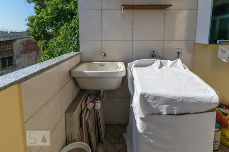 Casa à venda com 75m², 2 quartos e 1 vagaÁrea de Serviço