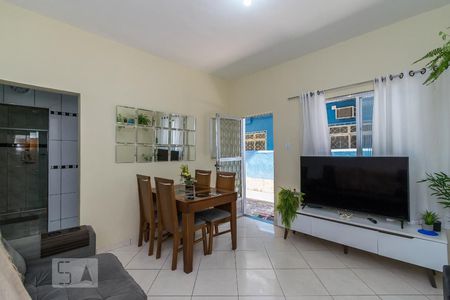 Sala de casa à venda com 2 quartos, 75m² em Penha Circular, Rio de Janeiro