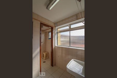 Apartamento à venda com 70m², 2 quartos e 1 vagaÁrea de Serviço