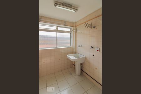 Apartamento à venda com 70m², 2 quartos e 1 vagaÁrea de Serviço