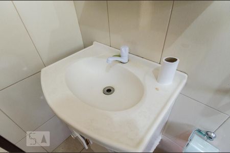 Casa à venda com 355m², 4 quartos e 2 vagasBanheiro casa 2