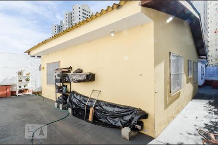 Casa à venda com 355m², 4 quartos e 2 vagasQuintal