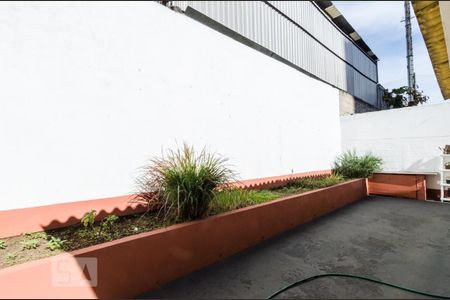 Casa à venda com 355m², 4 quartos e 2 vagasQuintal