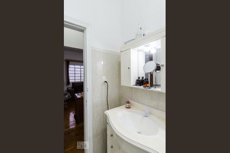 Casa à venda com 355m², 4 quartos e 2 vagasBanheiro casa 1