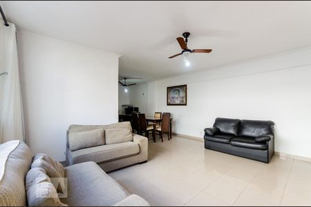 Sala de apartamento para alugar com 3 quartos, 110m² em Boqueirão, Santos