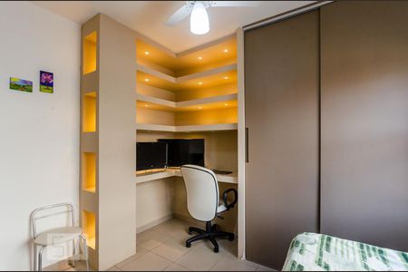 Apartamento para alugar com 110m², 3 quartos e 1 vaga Apartamento para alugar com 110m², 3 quartos e 1 vagaQuarto 3