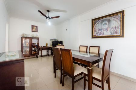 Sala de apartamento para alugar com 3 quartos, 110m² em Boqueirão, Santos