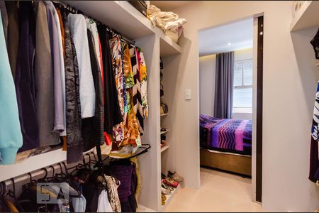 Apartamento para alugar com 110m², 3 quartos e 1 vaga Apartamento para alugar com 110m², 3 quartos e 1 vagaCloset